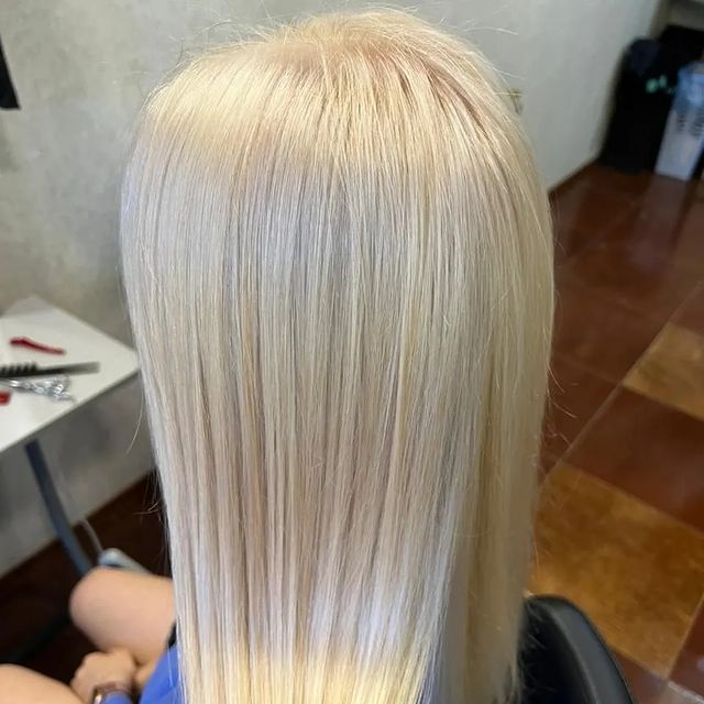 yaskovandreyhair в LOOKY. #окрашивание,#окрашиваниеволос_кемерово,#перемены,#парикмахер_кемерово,#парикмахер,#инстастилист,#стилист,#стрижка,#кемерово,#кузбасс,#люблюсвоюработу,#салонкрасоты,#totalblond. TOTAL BLOND
Давно та...