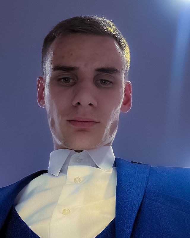 guy_sla в LOOKY. . Вот и юбилей💁‍♂️