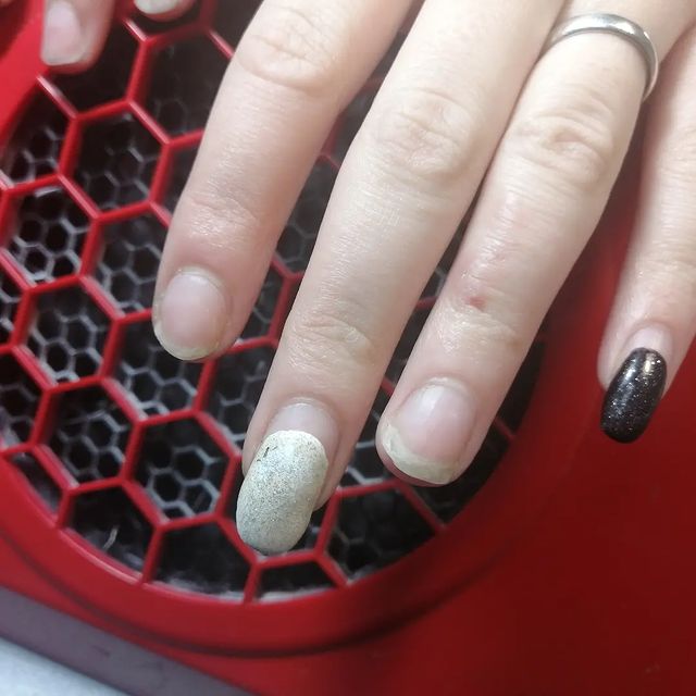 glazunovanail4910 в LOOKY. #ногтиполысаево,#красивыеногти,#стемпинг,#осень#слюбовью,#вашмастер. До, работа не моя‼️ ...