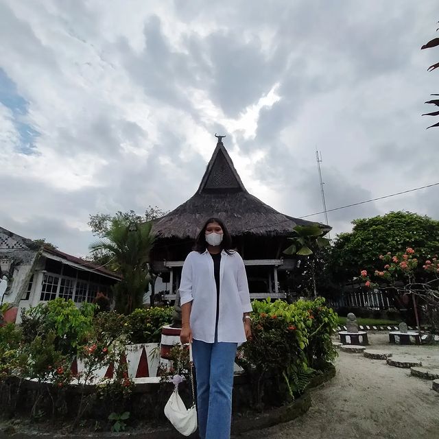 rifkateresiabarus в LOOKY. #zonakaroselebgram,#kalakkarohits,#karoselebgram,#zonakalakkaro,#zonaselebgram_,#zona_Impal,#karonese. Alone is fun🤭

@zon...