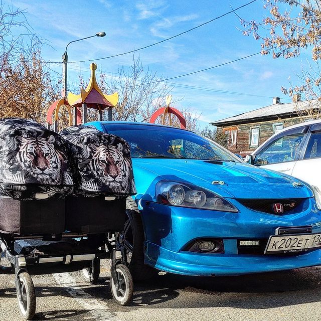 k202et138 в LOOKY. #strollonthewildside,#bugaboobywearehandsome,#bugaboo,#bugaboostrollers. #strollonthewildside...