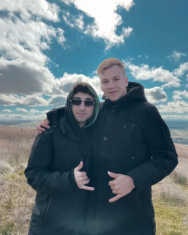 _vasce._.666_ в LOOKY. . Князь и президент