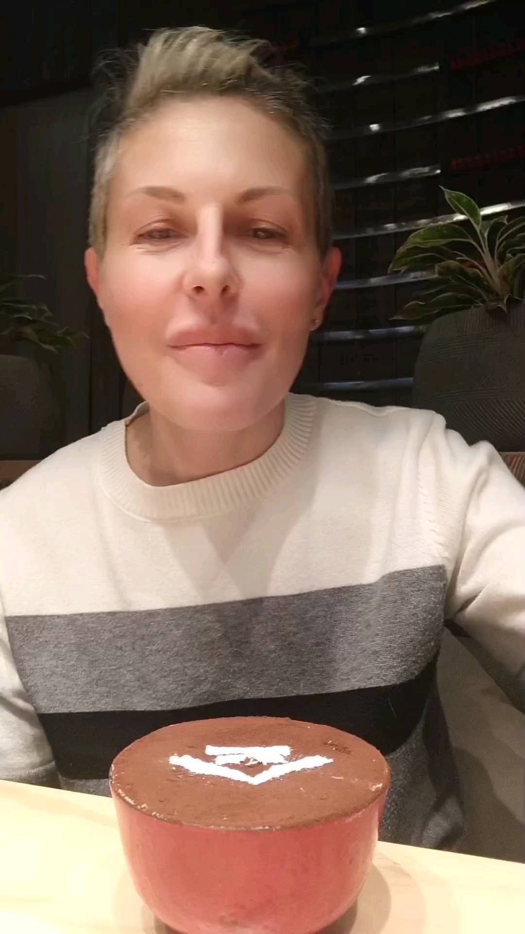 mno.go.mama в LOOKY. . По-моему, мне идёт к...