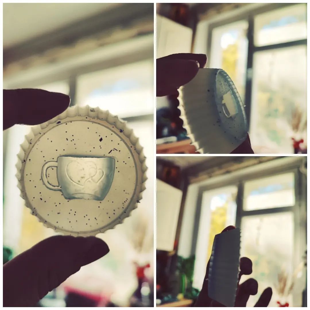 zalepashka_molds в LOOKY — Вот ещё пример молда-половинки.
Я беру чашечку, копирую ее, 