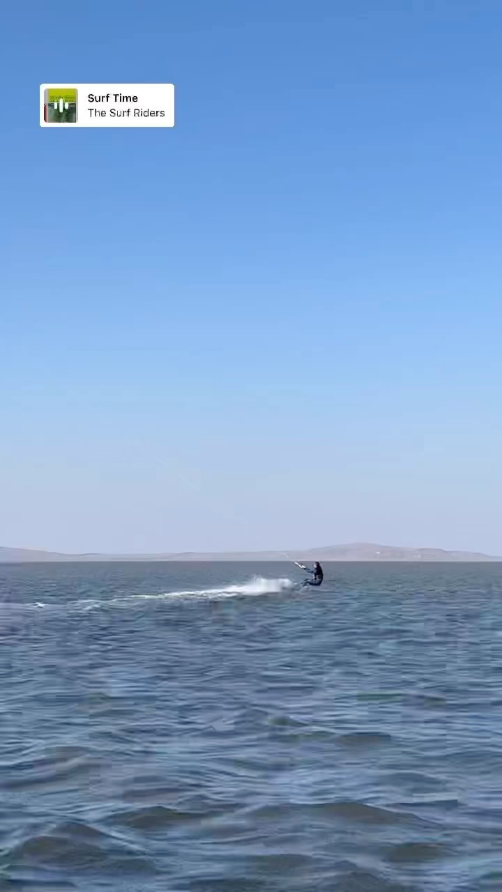 pavel_b_ch в LOOKY. #kiteloop,#backroll,#kite. Мы догоночку трючок ...