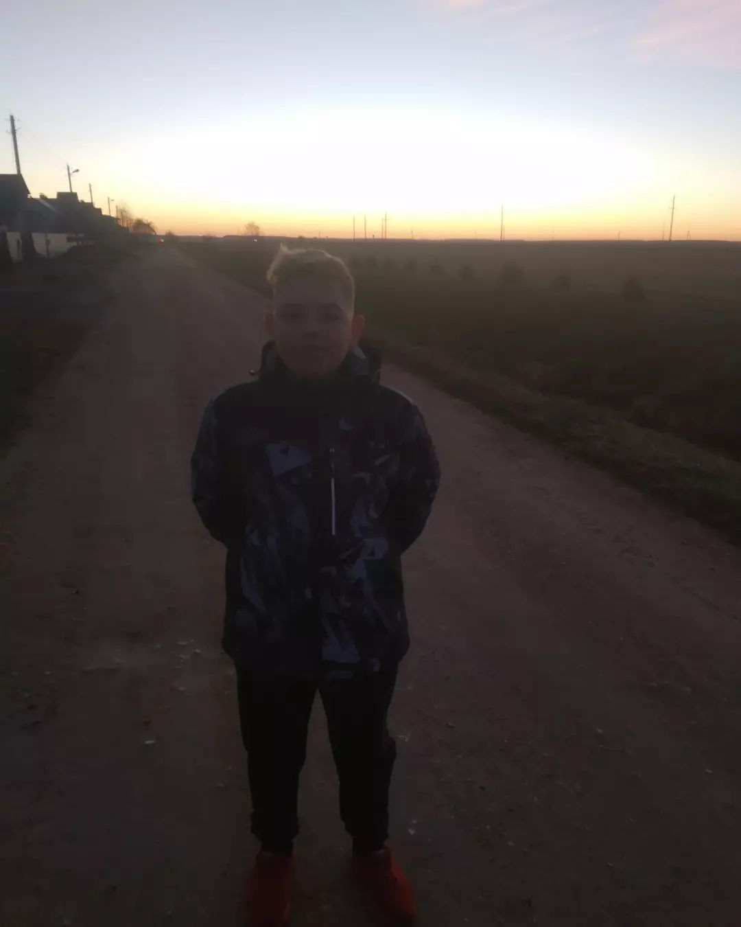 theloki357 in LOOKY. #рекомендации,#врек,#топ,#втоп,#рассвет,#хеллоуин,#хеллоуин👻,#хеллоуин👻🎃,#🎃,#👻,#💀,#🦇,#🕸️,#🕷#я,#фото,#dawn,#helloween,#happyhelloween,#autumn,#smorgon,#i,#photo,#photography,#photooftheday,#instalike,#instagood,#instagram,#error. Хеллоуин радует меня...