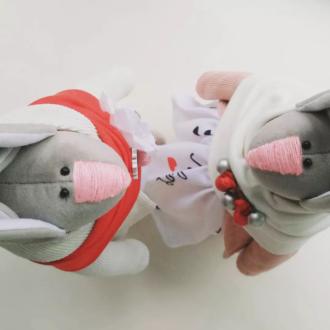 rishka_toys в LOOKY. #,#handmadetoys,#handmadepresents,#куклыручнойработы,#куклатильда,#куклатыквоголовка,#кукласвоимируками,#куклавподарок,#подарокназаказ,#подарокручнойработы,#ижевскподарки,#ижевск,#ижевскигрушки. Кажется ещё вчера бы...