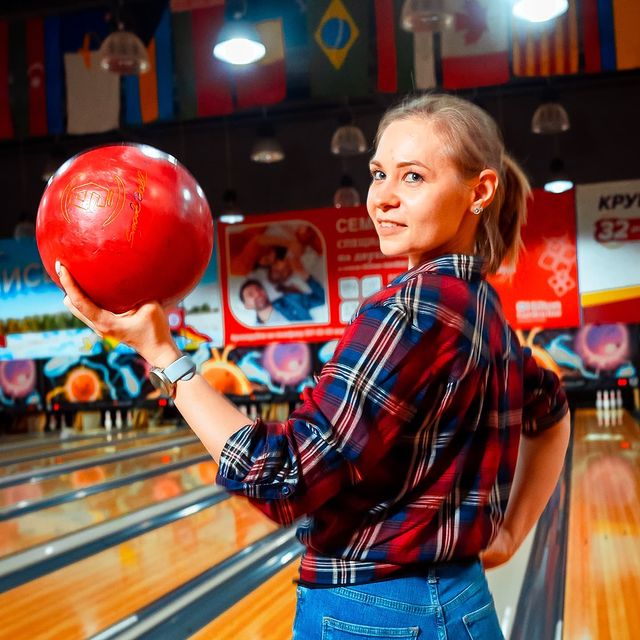 olga777fox в LOOKY. #выходные,#отдых,#несидимнаместе,#боулинг,#шароваямолния,#счастьевмелочах,#ценитемоменты. Длинные выходные про...