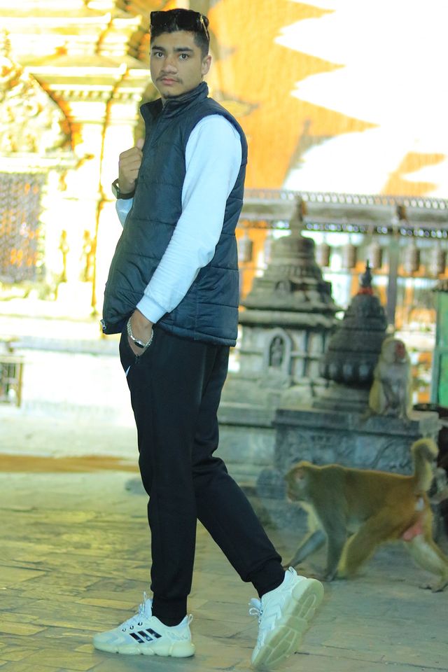 kamal_paudel30 в LOOKY. . null