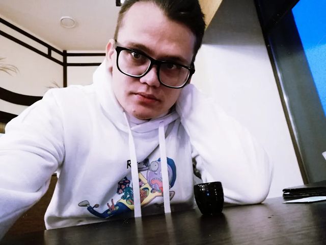 leonidnv__ в LOOKY. . null