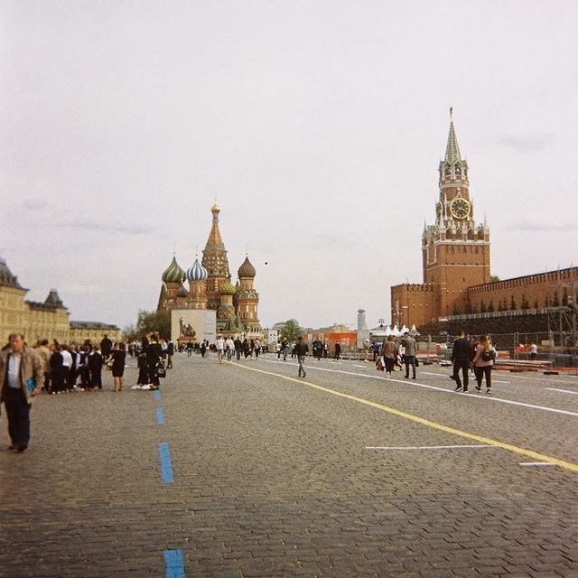 tver_tourists в LOOKY. #Kodak,#travelphoto,#Moscow,#film. Москва + Kodak Portr...