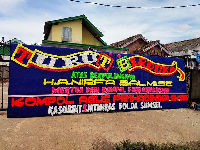 flowkin_ в LOOKY. #karanganbungapalembang,#papanbunganikah#sewapapanbungapalembang#sewakaranganbungaplg,#sewakaranganbungaplg#papanbungapalembang,#papanbungaplgmurah#papanbungamurah,#karanganbungapapan#papanbungapalembang,#karanganbungasumsel#papanbungasumsel,#palembangupdate#bungabucket,#karangbungamurah#papanbungamurah,#floristpalembang#karanganbungawisuda,#karanganbunganikah,#happywedding#karanganbungadukacita,#papanbungapalembang. Menyediakan papan bu...