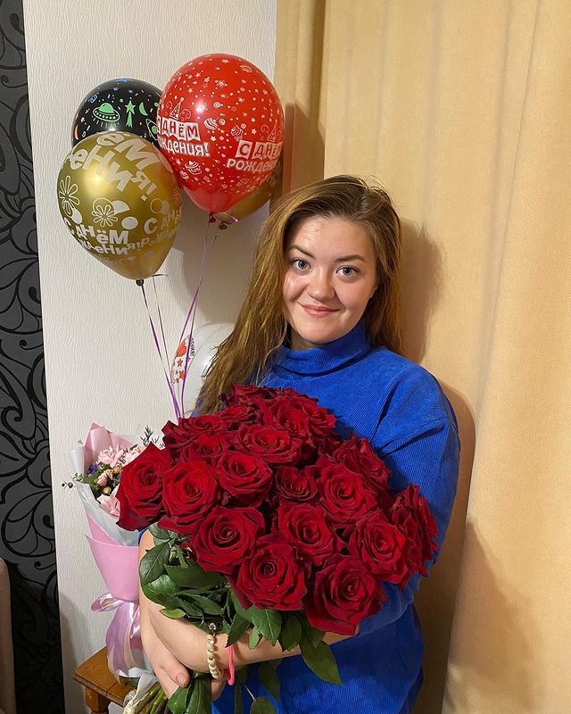 vivilyai в LOOKY. #викухинаднюха,#синийторт,#синяявечеринка,#синиегости. ДР настолько удался,...
