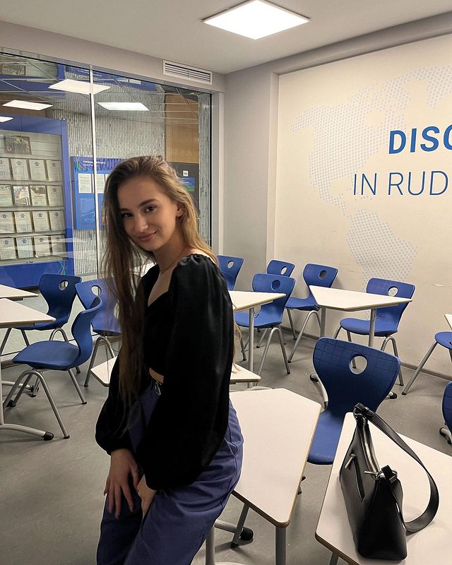 ketyru в LOOKY. . Бываю в универе даже...