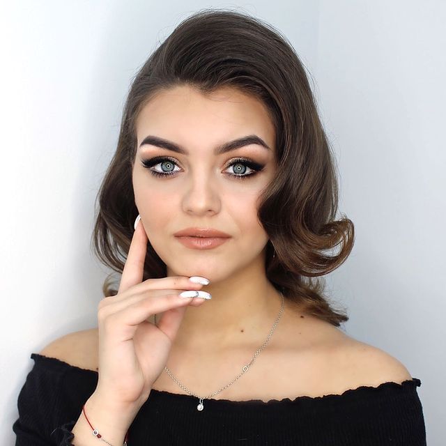 anna_hovhannisyan2422 в LOOKY. #weddingmakeup#wedding#hairstyle#макияжкрасноярск#прически#прическикрасноярск#стилиствизажисткрасноярск#визажисткрасноярск#косметологкрасноярск#красноярск#свадебныймакияжкрасноярск#макияж#визажист#косметолог#укладкаволос#фотограф#фотосессия. #weddingmakeup#weddi...