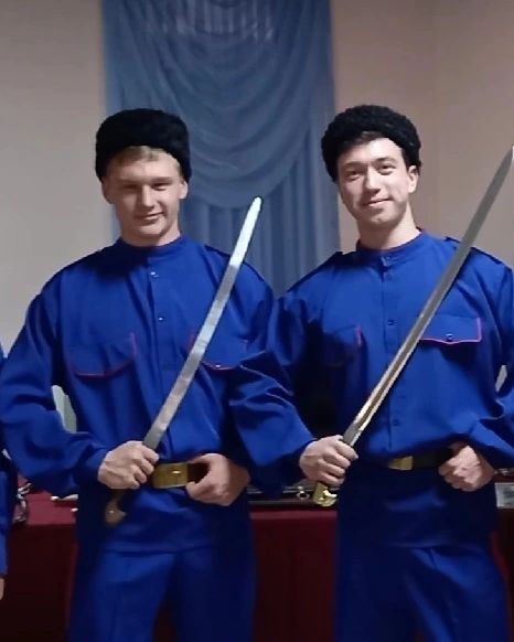 Юные казаки
