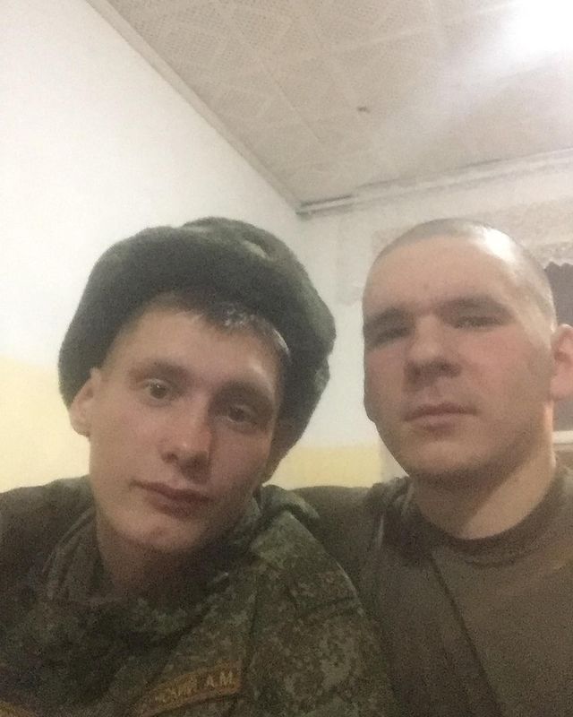 arseniygrebenshikov в LOOKY. . null