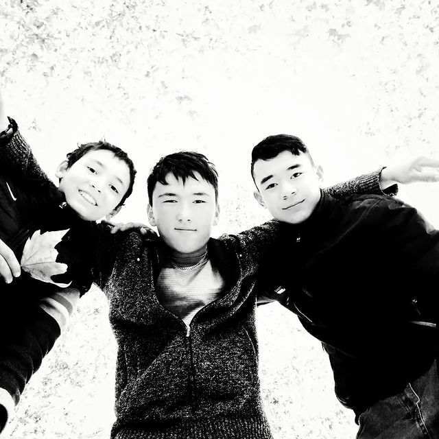 otabek_009_vz в LOOKY. . null