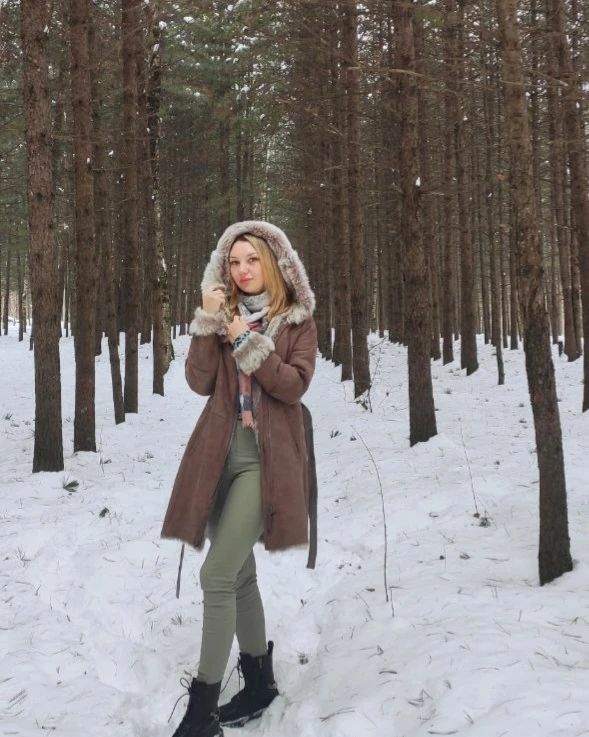 i_am_violettka в LOOKY. #зима#хабаровскийкрай#снег#в_лесу#ильинка#выходные#любимаяя❤️. Все только начинает ...
