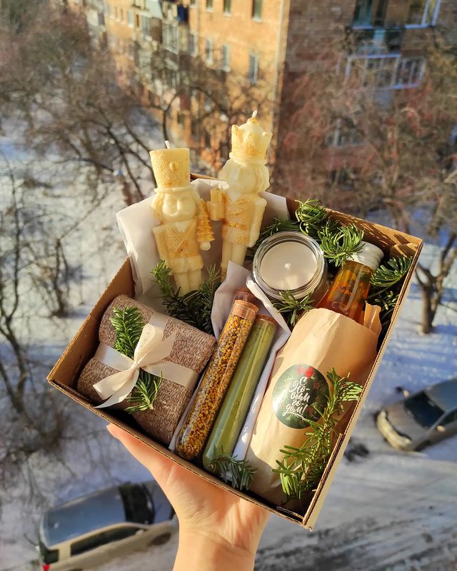zhigalova.box в LOOKY. #новогодниеподарки,#подарокнановыйгод,#подаркикрасноярск,#подарки24,#подарочныйбокс,#подароквкоробке,#академгородок. Чудеснейший бокс🤗

...