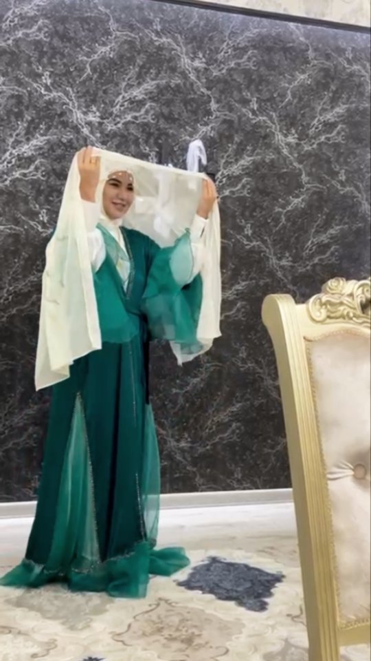 khkgdykdkydkhdyod в LOOKY. . 04.12.2022 Yaxshi ku...
