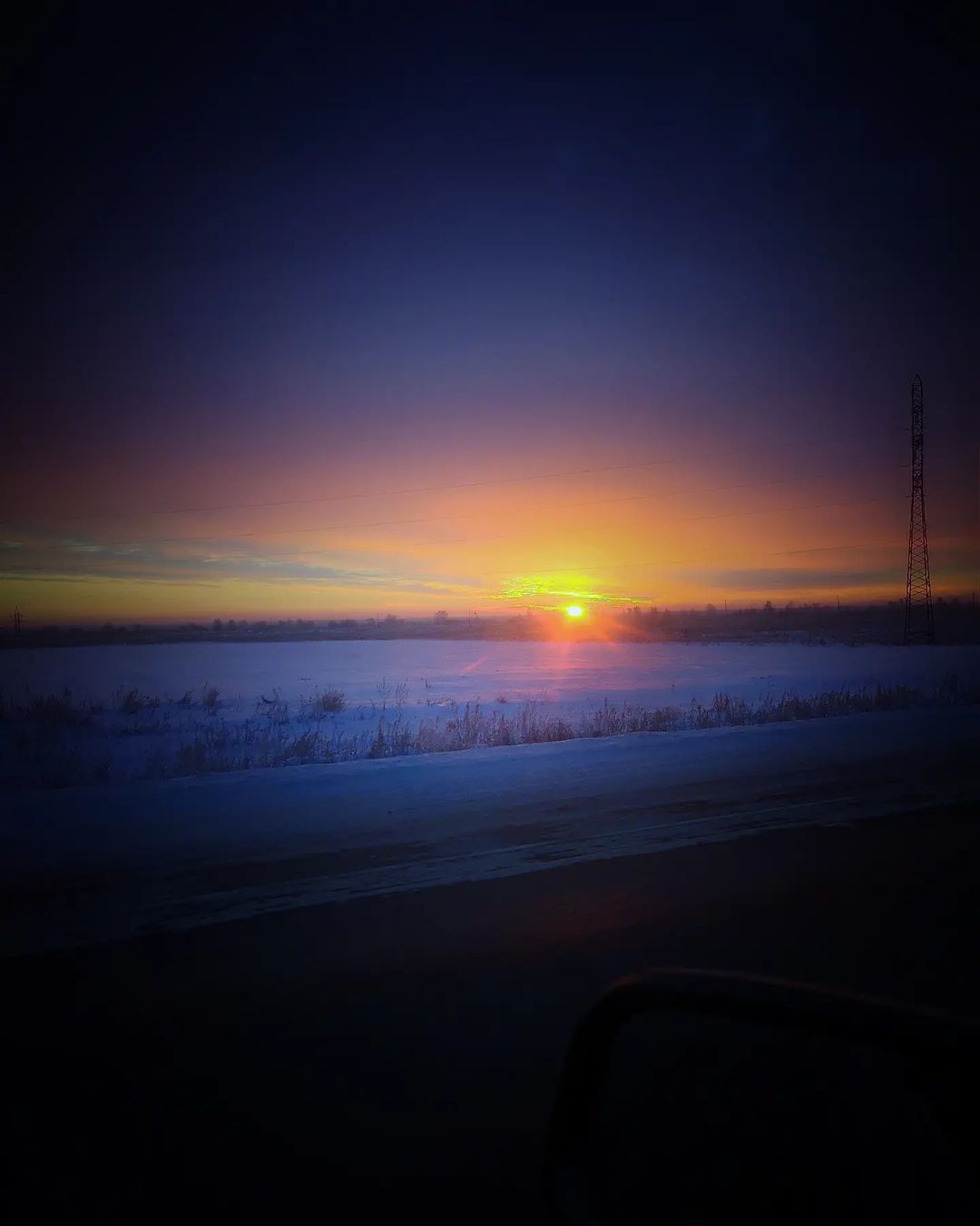 eipatov in LOOKY. #рассвет,#зима,#солнце. Начало нового дня #р...