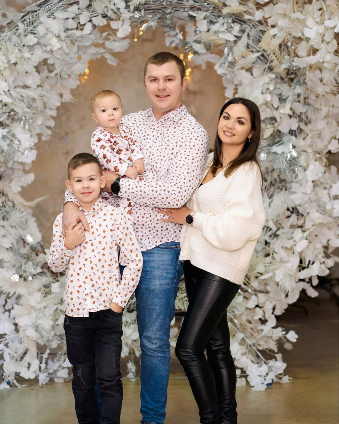 olya_podlesnaya в LOOKY — ❤Family❤

Фото от @ekaterinatkach_photo