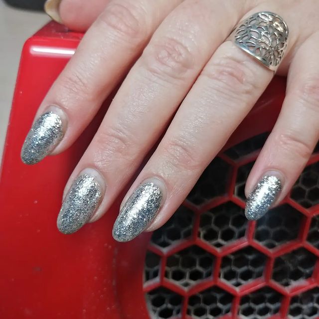 glazunovanail4910 в LOOKY. #ногтиполысаево,#красивыеногти,#блестки. Моя клиентка очень у...