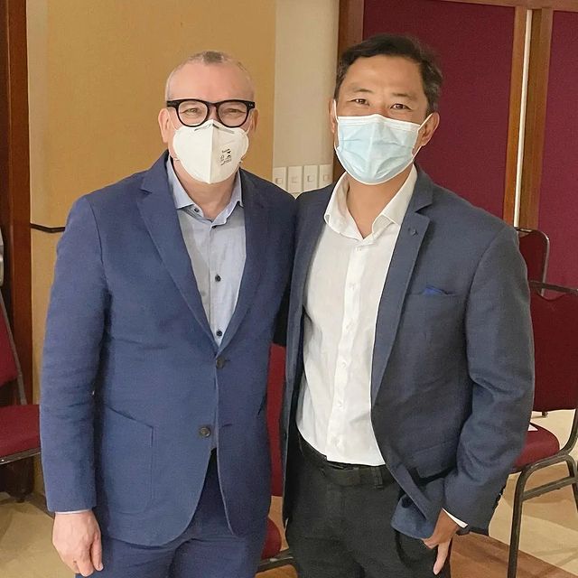 taranchao9 в LOOKY. #hospital,#colleagues. 工作中最好的同事🧑‍⚕️🧑‍⚕️🩺...