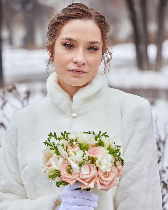 alex_fotovid в LOOKY. #фотосессия,#фото,#2022,#москва,#красота,#свадьба,#зима,#вднх,#model,#photographer,#photo,#счастье,#друзья,#модель,#портрет,#девушка,#жизнь,#photography,#фотограф,#street,#streetstyle,#canon,#canonphotography,#canonr5. #фотосессия #фото #2...