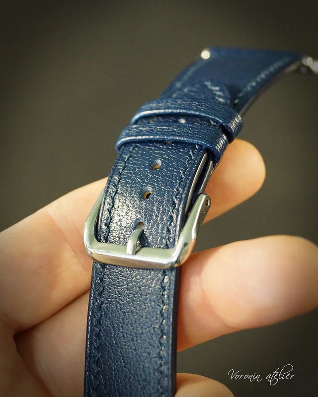 voronin_atelier в LOOKY. #ремешокдляapplewatch,#voroninatelier,#leatherwatchstraps,#watchstrapleather,#applewatchstraps,#часовойремешок,#ремешокapplewatch,#изделияизкожиомск,#длячасов. Последний кусочек си...