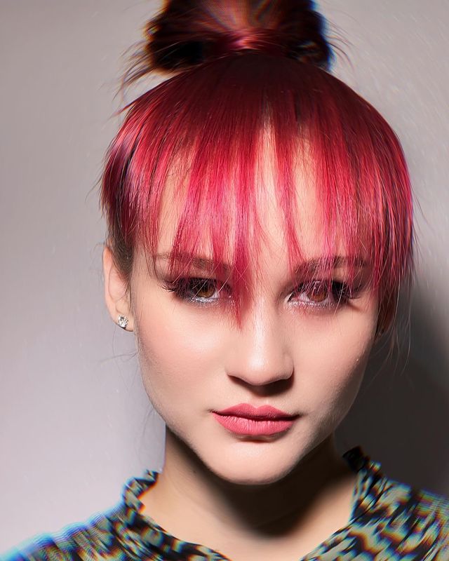 leodarmakeup в LOOKY. #макияжростов,#визажистростов,#вечерниймакияж,#вечерниймакияжростов,#праздничныймакияж,#праздничныймакияжростов,#прическиростов,#укладкиростов,#фотосессияростов,#фоторостов,#фотографростов,#выпускнойростов,#макияжнавыпускной,#макияжнавыпускнойростов,#новогодниймакияж,#новогодниймакияжростов. Когда хочешь челку ,...