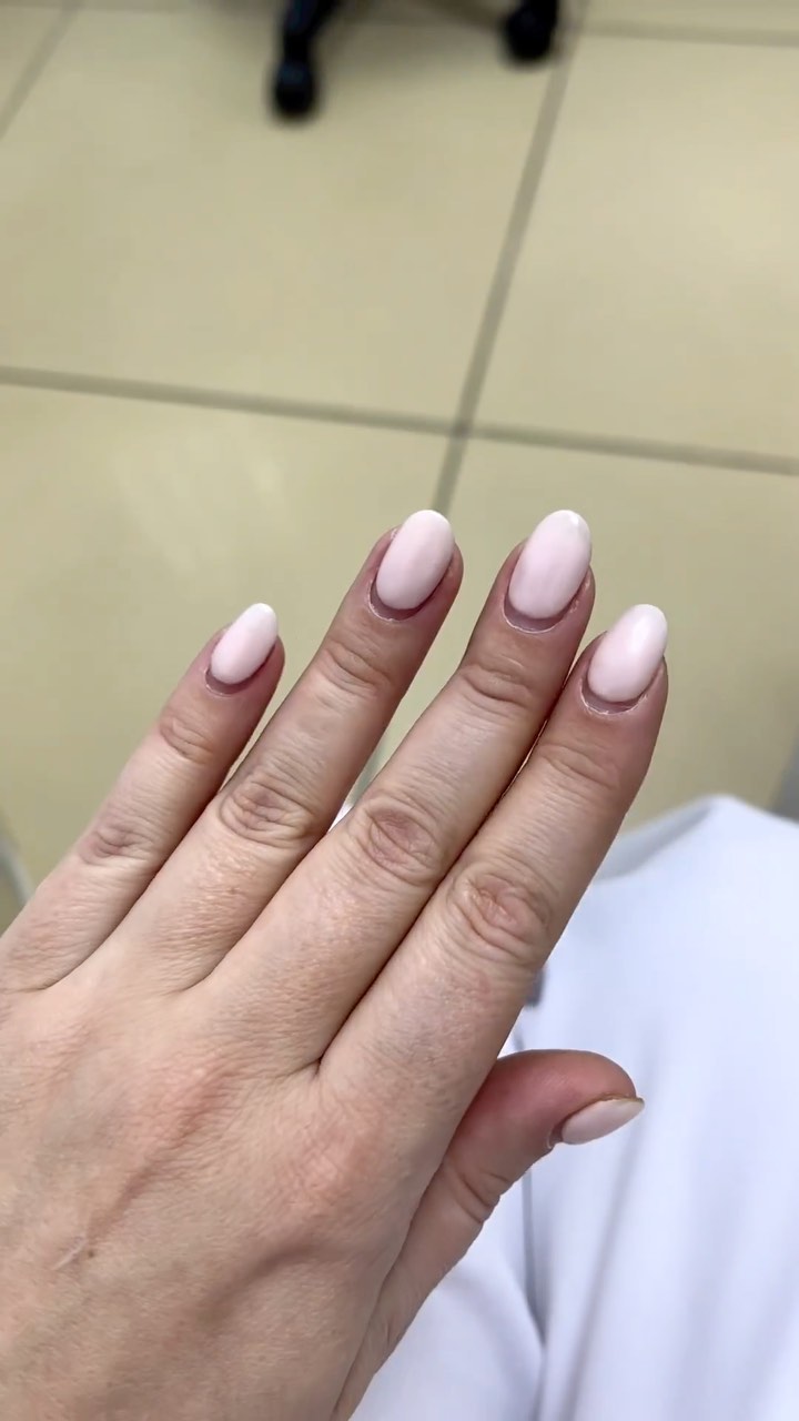 abramchik_nails_khv в LOOKY. . Буду мастером маникю...