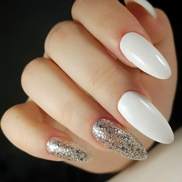 alenushka_nails03 в LOOKY. #маникюр,#работа_в_радость,#селенгинск,#АлёнушкаТолснёва,#гель_лак💅#наращивание_полигелем,#маникюрСеленгинск,#alenushka_nails03. Зачем отодвигать кут...