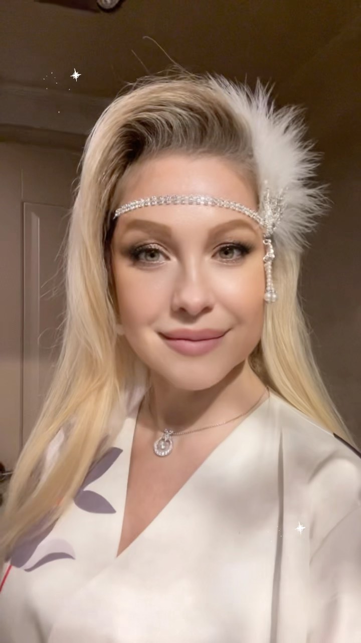 katya_svetlovskaya в LOOKY. #большойтеатр,#большой,#happynewyear,#marrychristmas,#christmas,#magic,#magictime,#luxury,#luxurylifestyle. Большой театр - это ...