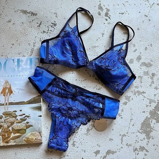 leda_shop_ в LOOKY. #купитькрасивоебелье,#купитьженскоебелье. Яркий мягкий топ-бра...