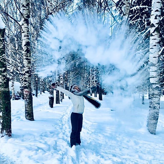 o.lezhnina_ в LOOKY. #зима?,#НеЖдитеЧудесЧудитеСами,#ОльгаЛежнина. - Чем пахнет #зима? ...