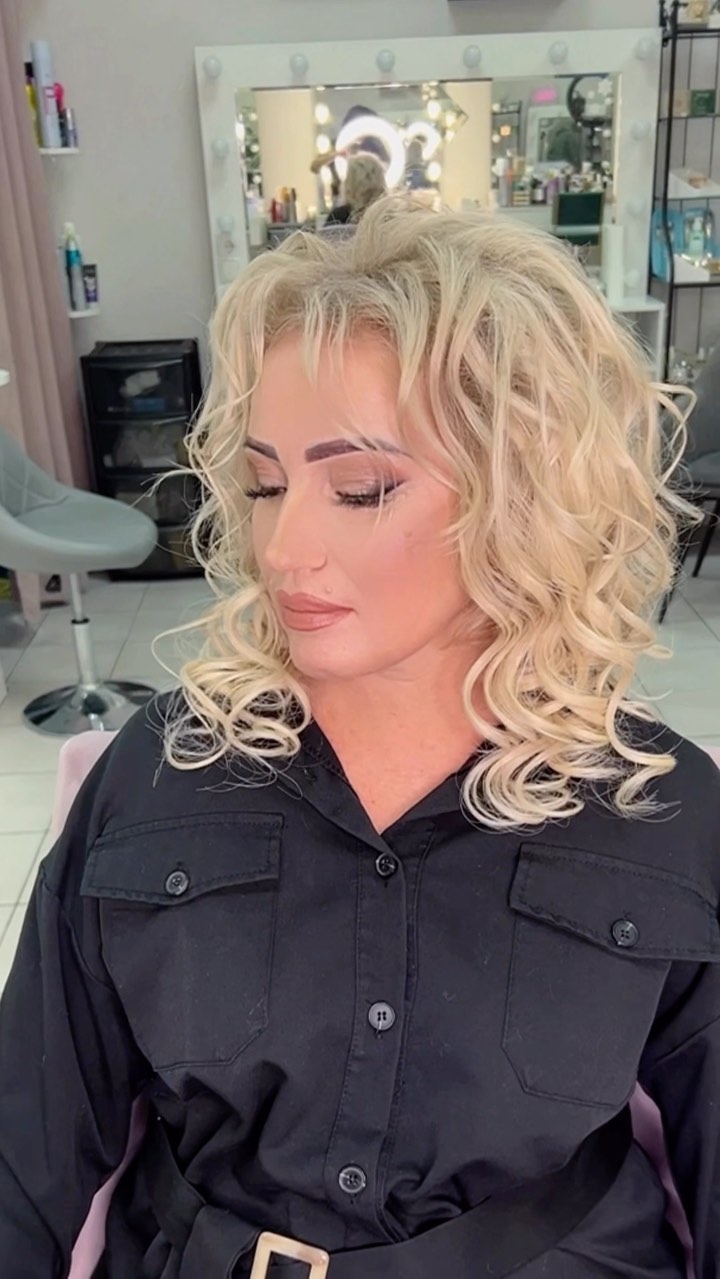 anna_hovhannisyan2422 в LOOKY. #weddingmakeup#wedding#hairstyle#макияжкрасноярск#прически#прическикрасноярск#стилиствизажисткрасноярск#визажисткрасноярск#косметологкрасноярск#красноярск#свадебныймакияжкрасноярск#макияж#визажист#косметолог#укладкаволос#фотограф#фотосессия. Я очень просила мою ...