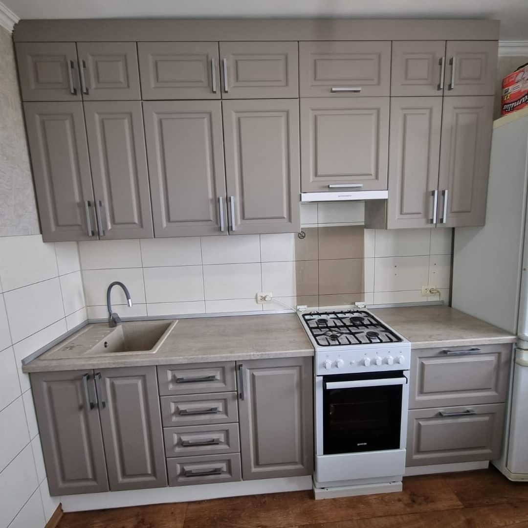 в LOOKY — Кухня, фасад МДФ пленка, фурнитура Фирмакс. 2.5 м.п. На зака