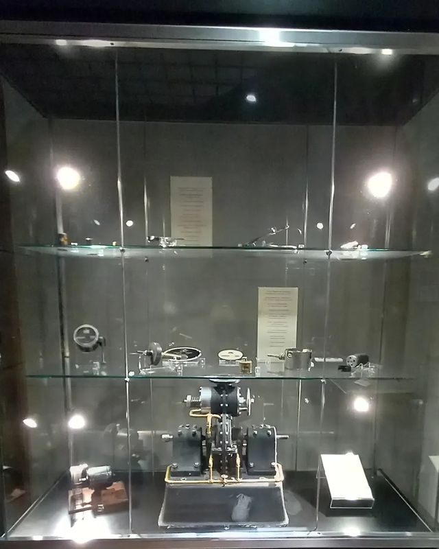 faysal_arf в LOOKY. #nikolatesla,#invention,#science,#nikolateslamuseum,#serbia,#belgrade,#bdtourist,#bangladesh. Nikolas Tesla Museum...