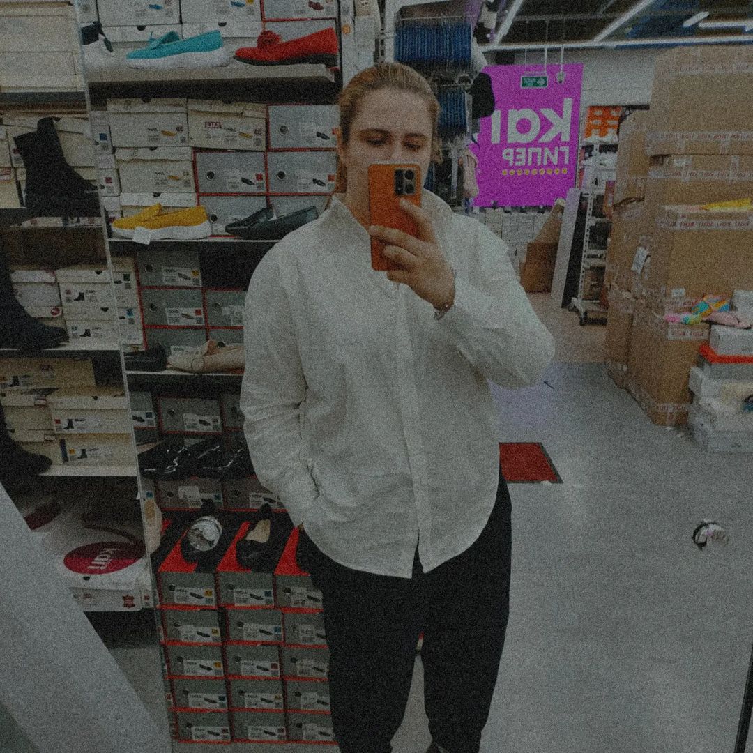 ne_prostoy_harakter.02 в LOOKY — 𝚃𝚑𝚘𝚞𝚐𝚑 𝚢𝚘𝚞'𝚛𝚎 𝚏𝚊𝚛 𝚊𝚠𝚊𝚢
𝙸 𝚏𝚎𝚎𝚕 𝚝𝚑𝚊�