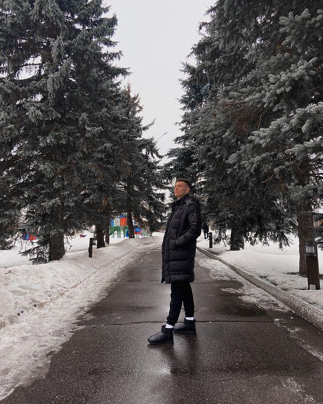 becik.born в LOOKY. . Загадочно смотрю, чт...