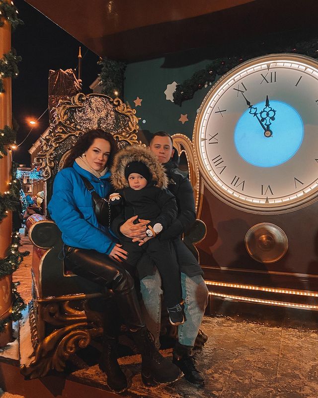 anastasia_ernika в LOOKY. #новыйгод2023,#годзайца,#новыйгод,#новогодняяфотосессия,#новыйгод,#newborn,#сын,#мамскиебудни,#манежнаяплощадь,#fourmoths,#likeforlikes,#like,#like4likes,#зима2020,#liketime,#spb,#яжмать,#зимняяфотосессия,#followme,#instamama,#instalike,#sun,#spb,#photosession,#новогодниевыходные,#санктпетербург,#редакторфото. 👨‍👩‍👦🎄🐰

#новый...