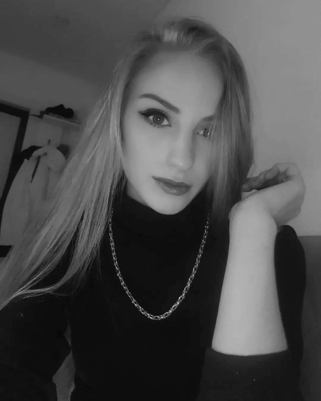 borisova_1201 в LOOKY. . Ч/Б❤