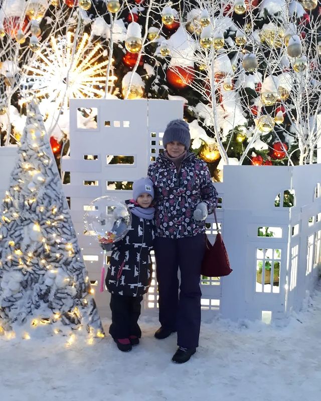 rusakova__elena в LOOKY. #зима#новыйгод#🐰#зимниезабавы#волшебство#🎄🎅. Мама и Ангелина!
#зи...