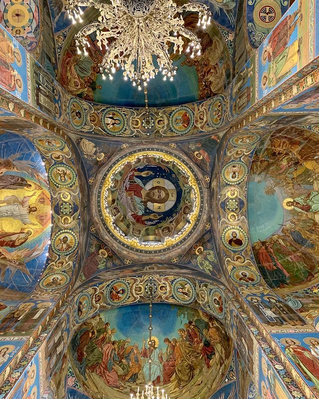 _enot_enotych_ в LOOKY. #рождество,#храмнакрови. С Рождеством!

#рожд...