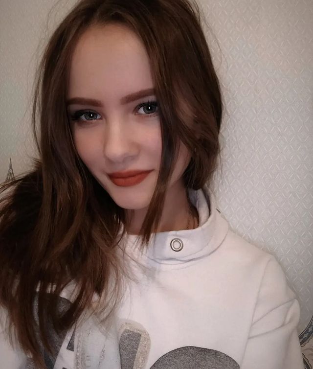 __arina.__.__ в LOOKY. . ♡