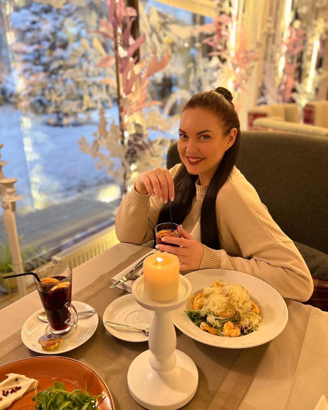 vikki6.7 в LOOKY — Друзья🙌
Поздравляю всех с началом рабочей недели 🤩
Все гот