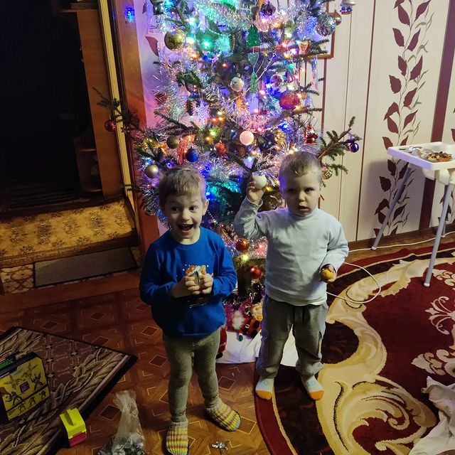 kovalevanaska в LOOKY. . С братиком ❤️