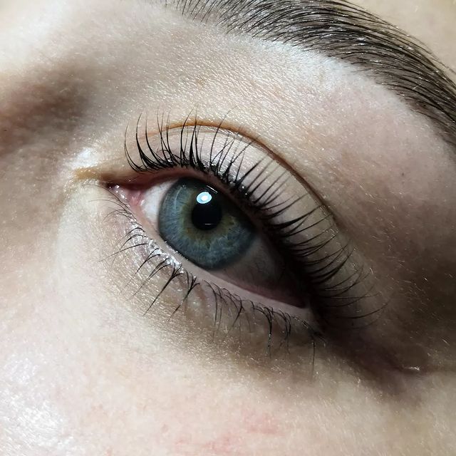 zyubanova_brows в LOOKY. . Ламинирование ресниц...
